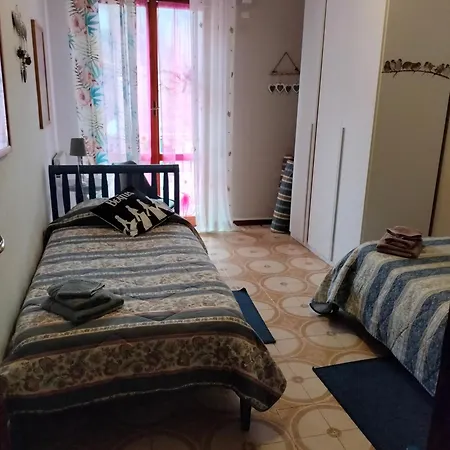 Daire Yellow Submarine Freeparking Petfriendly