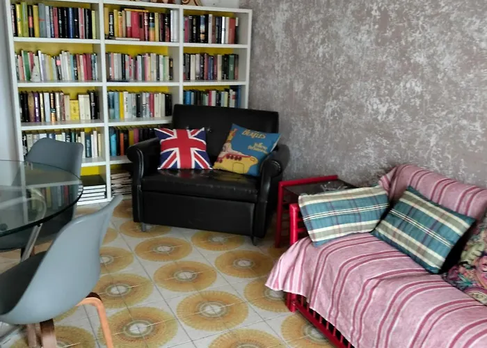 Yellow Submarine Freeparking Petfriendly Apartamento